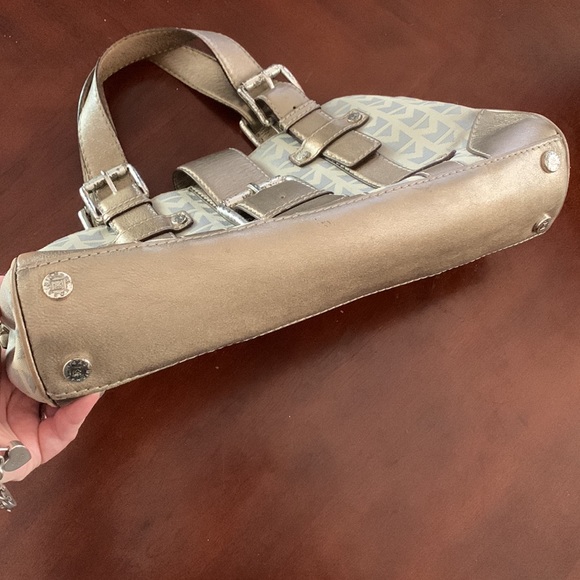 Micheal Michael Kors Handbag - Picture 4 of 9